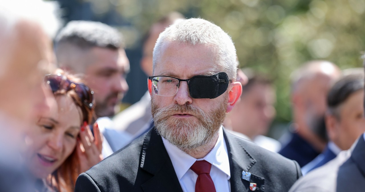 Braun złożył deklarację, stawia na mundurowych. Chodzi o listy wyborcze