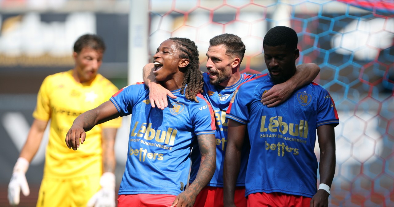 Piast Gliwice wygrywa 4:3 z Wisłą Kraków. Siedem goli w emocjonującym meczu