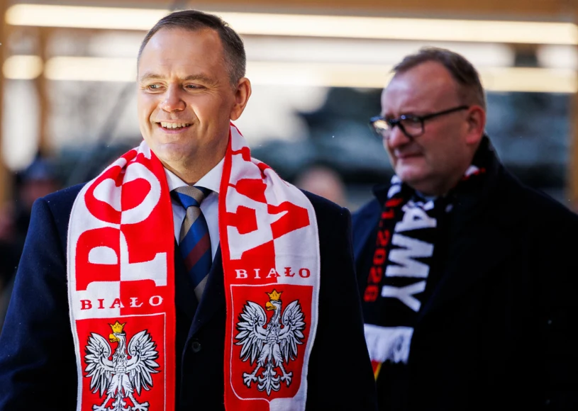 Kapelan Nawrockiego na stadionie Legii. Kucharski nie krył zaskoczenia