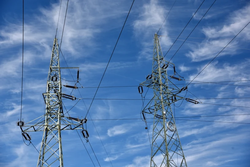 Elektrownie pracują z ograniczoną mocą. "System jest przygotowany na upały"