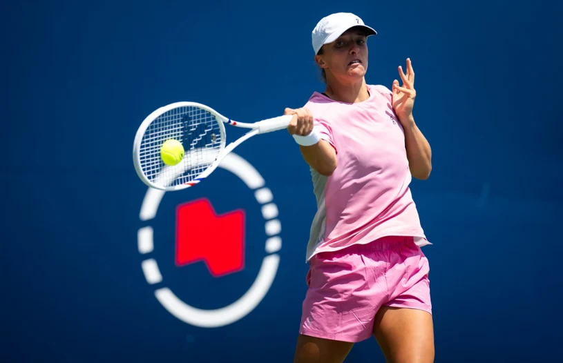 WTA Toronto: Kiedy i o której Iga Świątek gra z Sarą Bejlek? [TRANSMISJA]
