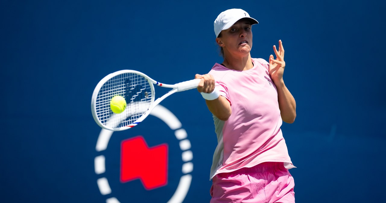WTA Toronto: Kiedy i o której Iga Świątek gra z Sarą Bejlek? [TRANSMISJA]