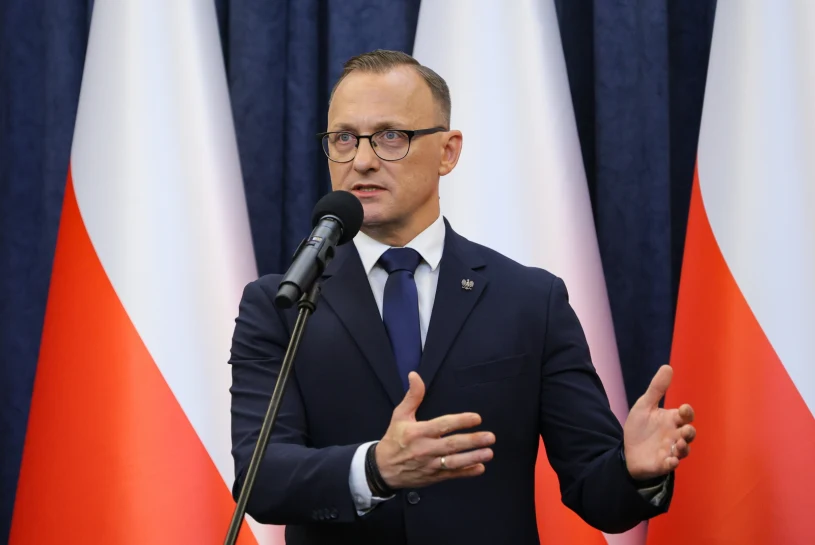 Leśkiewicz odpiera krytykę. "Wara rządzącym od prerogatyw prezydenta"