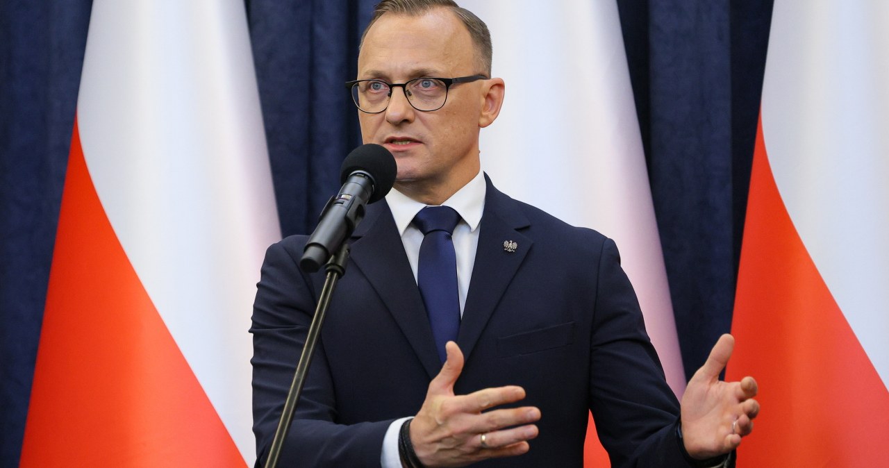 Nawrocki skorzystał z prawa łaski. Leśkiewicz: Wara rządzącym od prerogatyw prezydenta Nawrocki skorzystał z prawa łaski. Leśkiewicz: Wara rządzącym od prerogatyw prezydenta