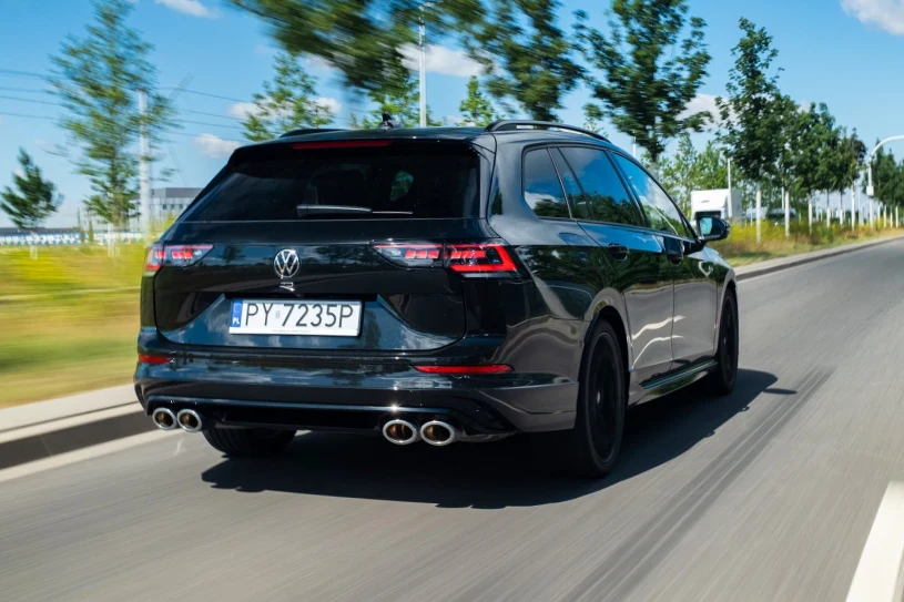 Volkswagen Golf R Variant: piekielnie skuteczny, niemal zupełnie anonimowy