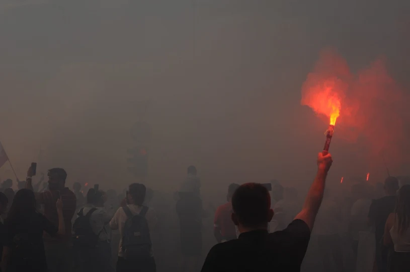 Policja użyła armatek wodnych na protestujących przed Kongresem Argentyny