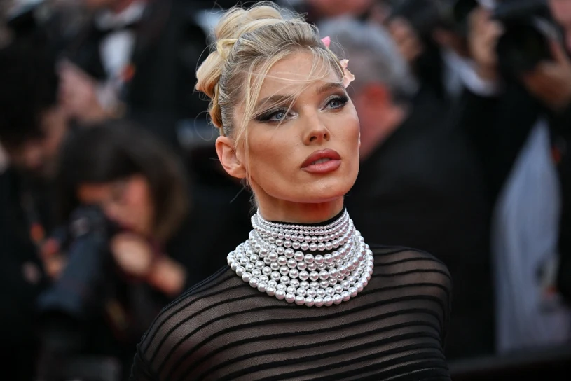 Elsa Hosk w modnym zestawie na letnie dni. Idealny na upały