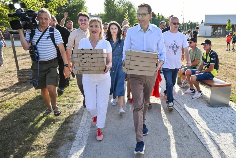 "Tacy odważni byliście?". Morawiecki na Jagodnie wzywa do protestów