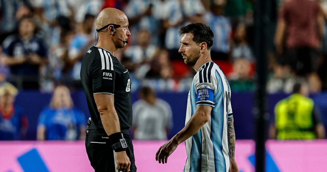 Messi podszedł do Marciniaka. Znamy szczegóły. Sędzia właśnie to ujawnił