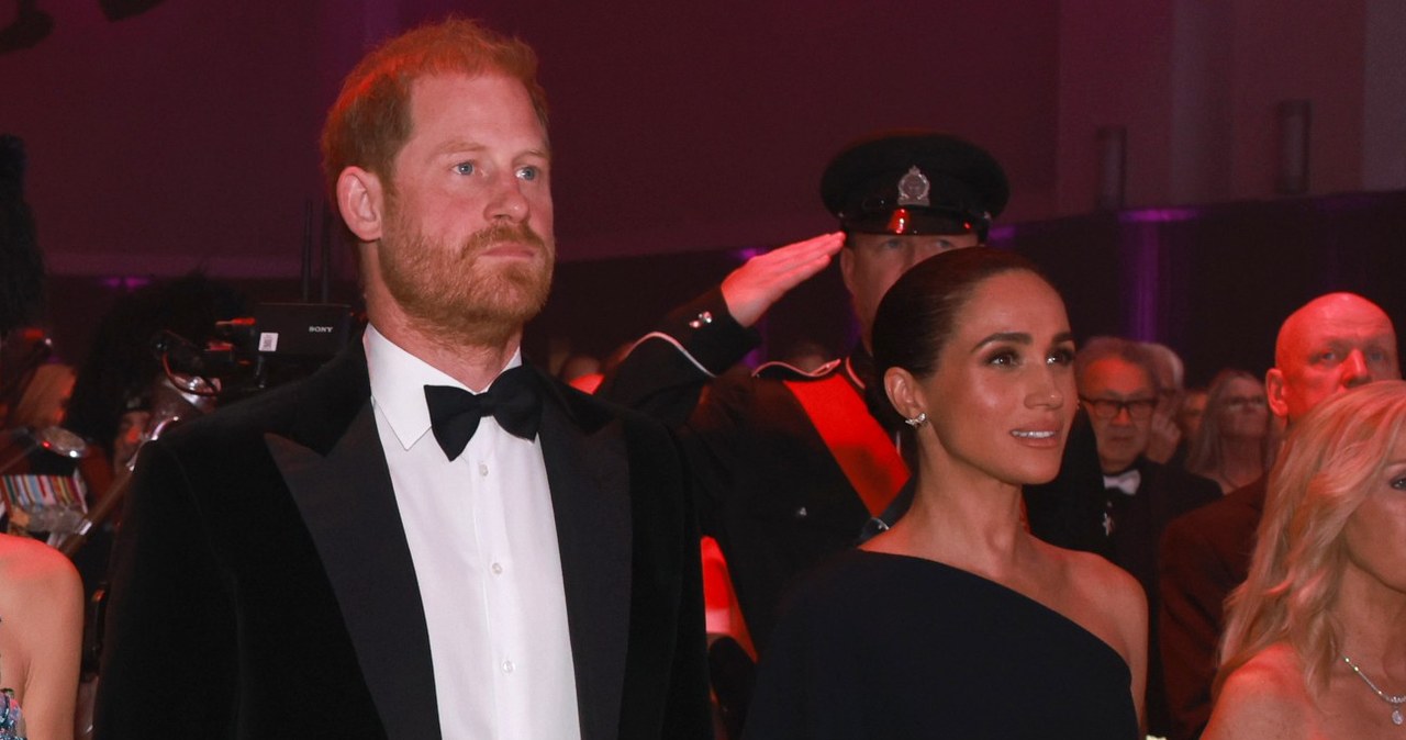 Meghan zdecydowanie olśniła. Uwagę przyciągnęło nie tylko jej nagie ramię