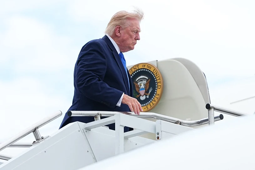 Trump miał uciec z samolotu w obawie o życie. Doniesienia o tajnej operacji