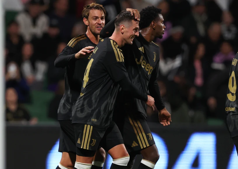 Przełamanie Milika, czekał 813 dni na gola. Juventus od razu obwieścił