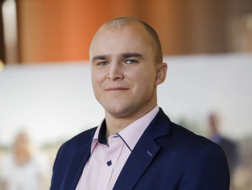 Kamil z "Rolnika" spełnia wielkie marzenie. Zdecydował się na zabieg