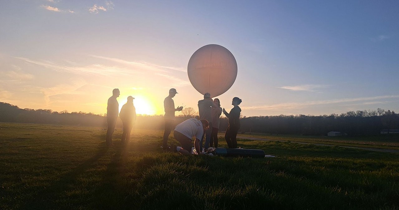 NASA będzie śledzić zaćmienie Słońca. W akcji balony i specjalny samolot