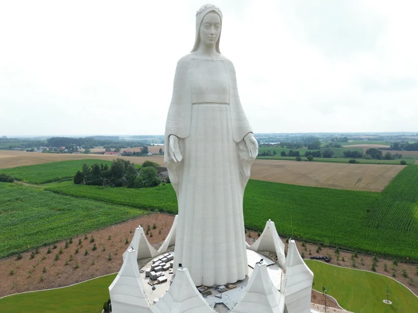 Pomnik Matki Bożej w Konotopiu. 15 sierpnia nastąpi oficjalne odsłonięcie