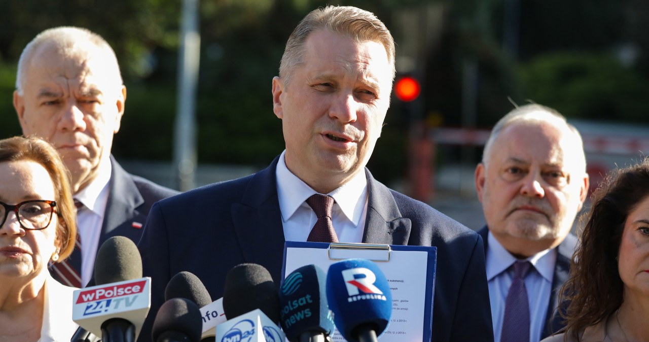 PiS chce wyjścia Polski z systemu ETS. Naukowcy wytykają poważny błąd PiS chce wyjścia Polski z systemu ETS. Naukowcy wytykają poważny błąd