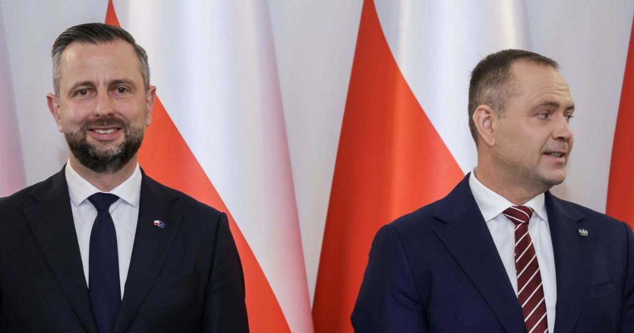Karol Nawrocki od miesięcy zwleka z decyzją. Chodzi o szefów służb Karol Nawrocki od miesięcy zwleka z decyzją. Chodzi o szefów służb