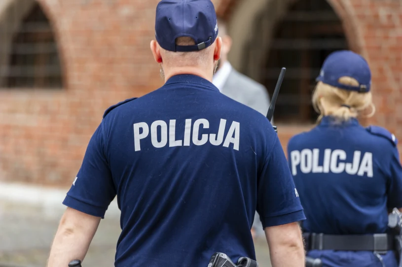 Policja działa po śmierci kibica. Trzech podejrzewanych miało opuścić kraj