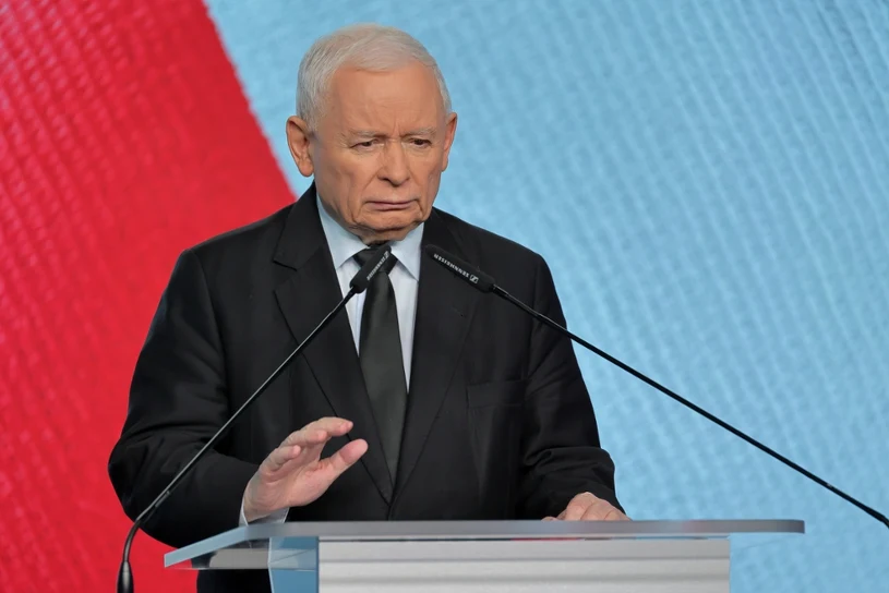 "Nielegalne wykopaliska" w dawnych polskich wsiach? Wpis Kaczyńskiego