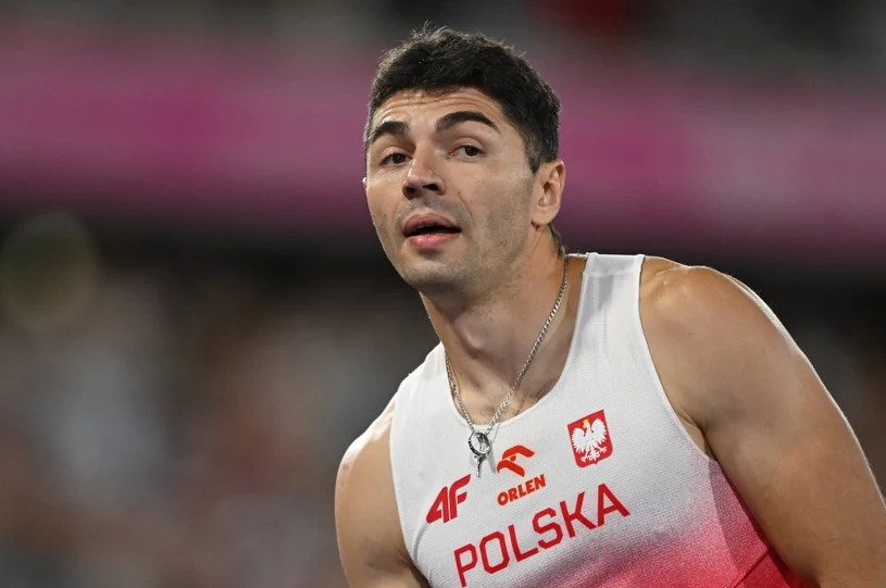 Poland's 4x100m men's relay squeezes into European Championship final by one hundredth of a second