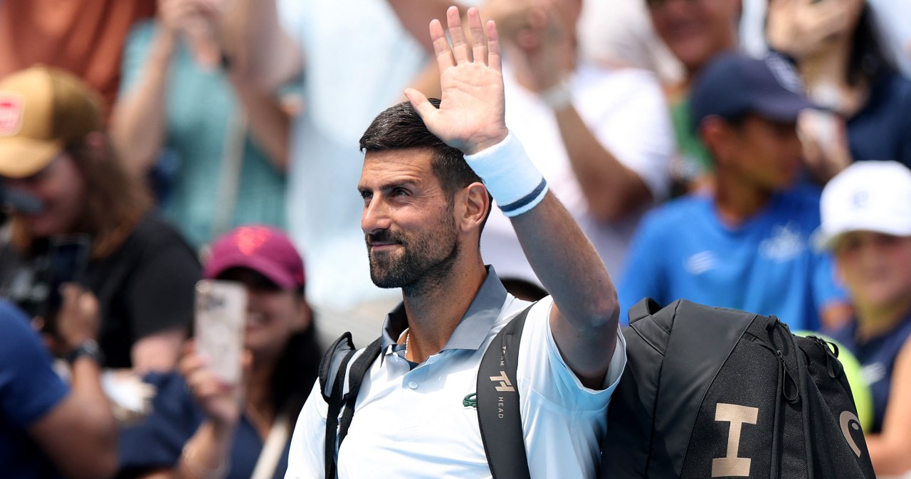 Medycy ruszyli z pomocą. Djokovic upadł na kolana. Koniec dla Serba