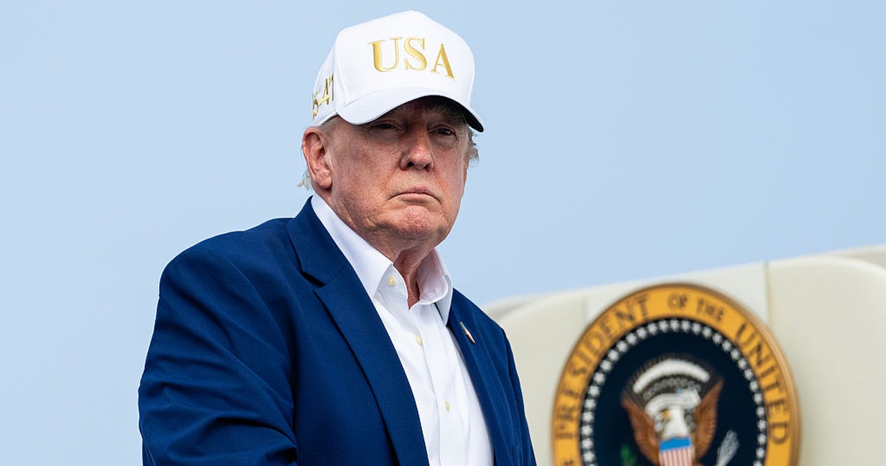 Donald Trump uderzył w sojusznika, jest odpowiedź. "Jak na razie"