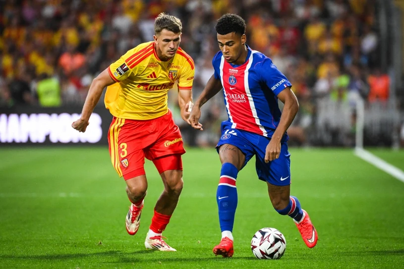 Nawrocki i Skóraś bohaterami — RC Lens pokonało PSG 1:0 w Superpucharze Francji