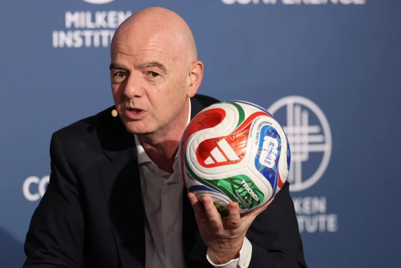 Skrytykował Infantino, otrzymał "ripostę". Działacz wyrzucony z FIFA