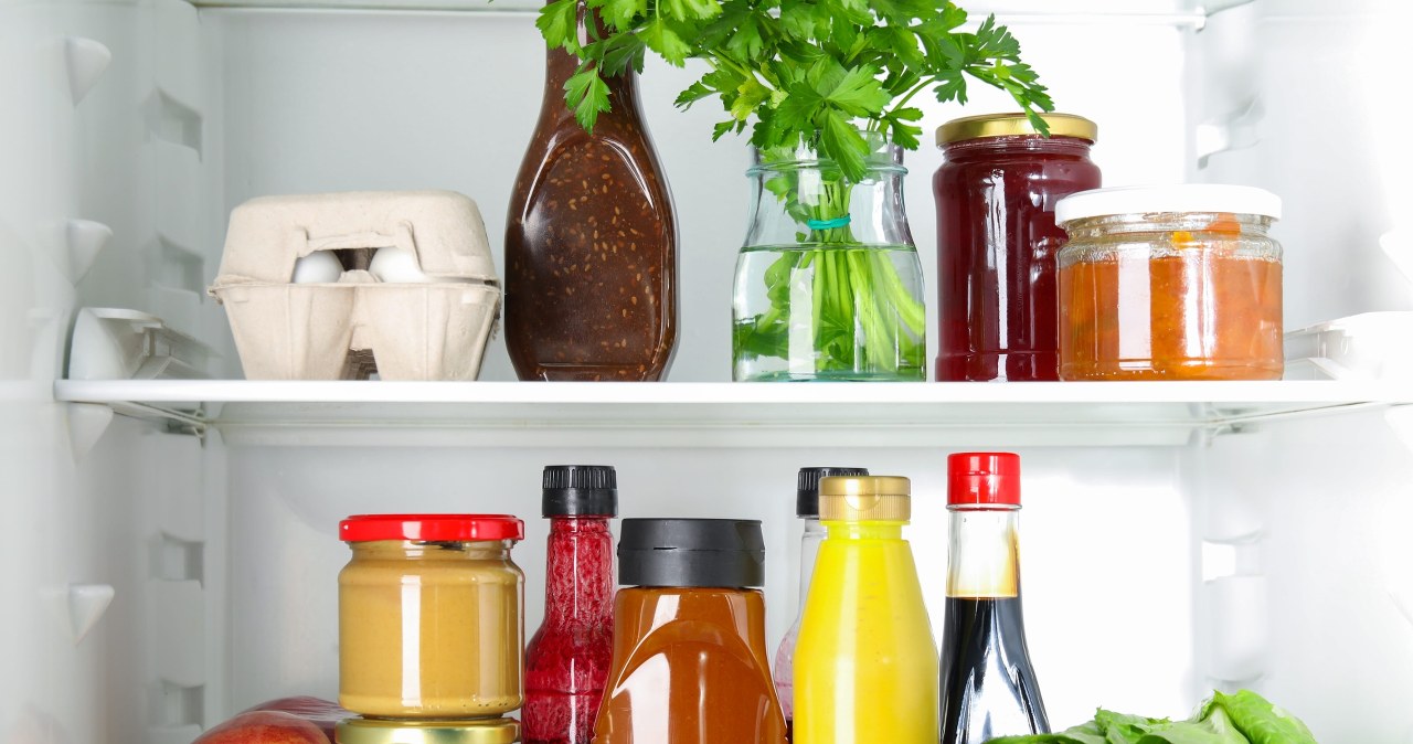 Nie tylko ketchup. Te produkty lepiej przechowywać do góry nogami
