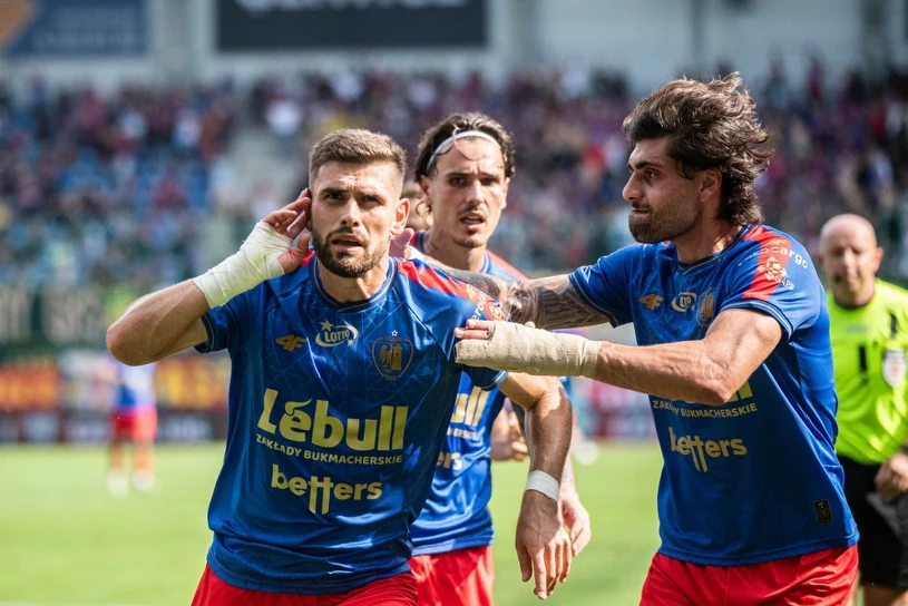 Radomiak Radom - Piast Gliwice w 8. kolejce PKO BP Ekstraklasy. Relacja na żywo