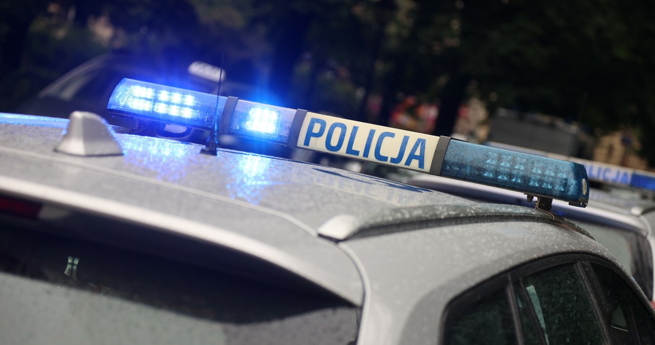 Zambrów. 39-letnia Ukrainka ugryzła policjanta. Chcą ją wydalić z Polski Zambrów. 39-letnia Ukrainka ugryzła policjanta. Chcą ją wydalić z Polski