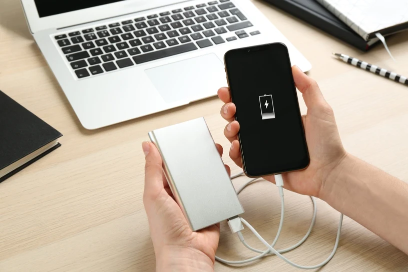 Telefon gwałtownie się rozładowuje? Oto pożeracze baterii