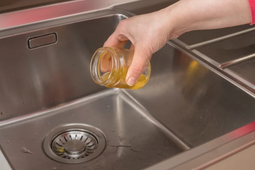 Polish municipalities install used cooking oil collection machines