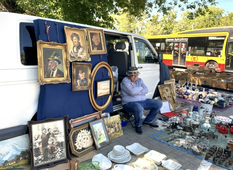 Kiedyś wyrzucaliśmy je bez żalu. Dziś młodzi płacą za nie tysiące