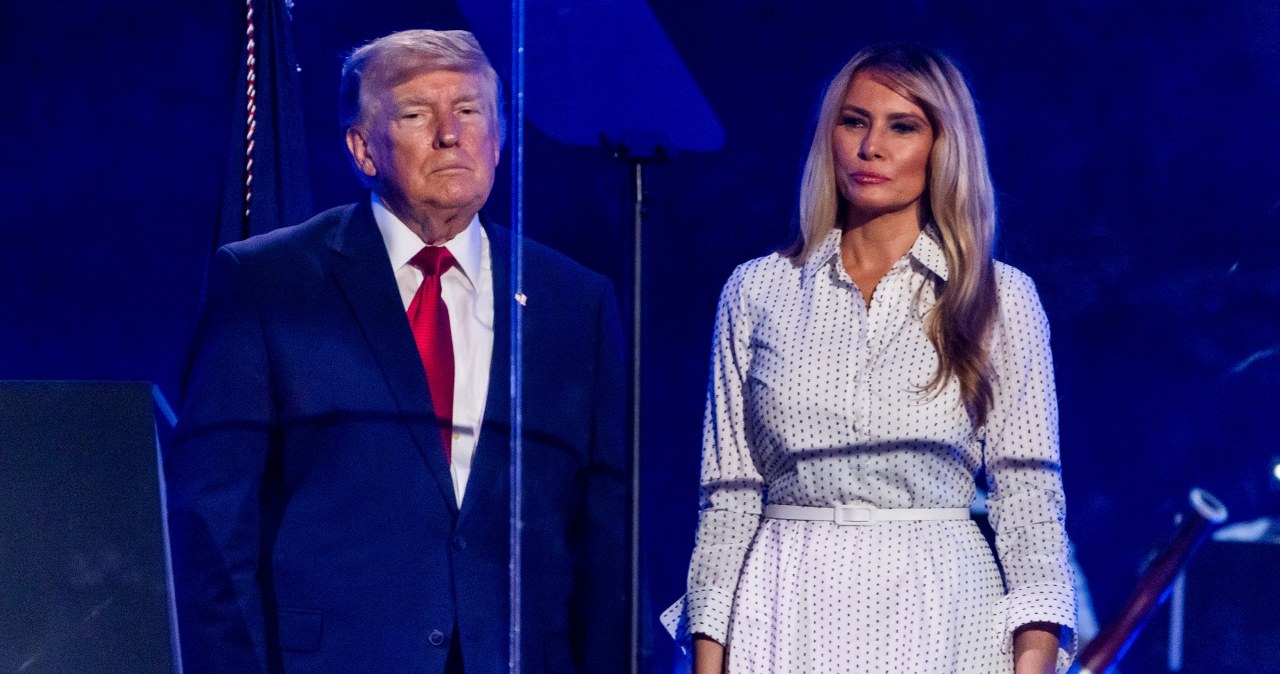 Melania Trump zniknęła. Media mówią o napięciach z asystentką męża