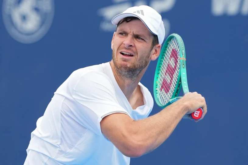 Hurkacz wracał po 4:6 w meczu o ćwierćfinał ATP. O wyniku decydował 3. set