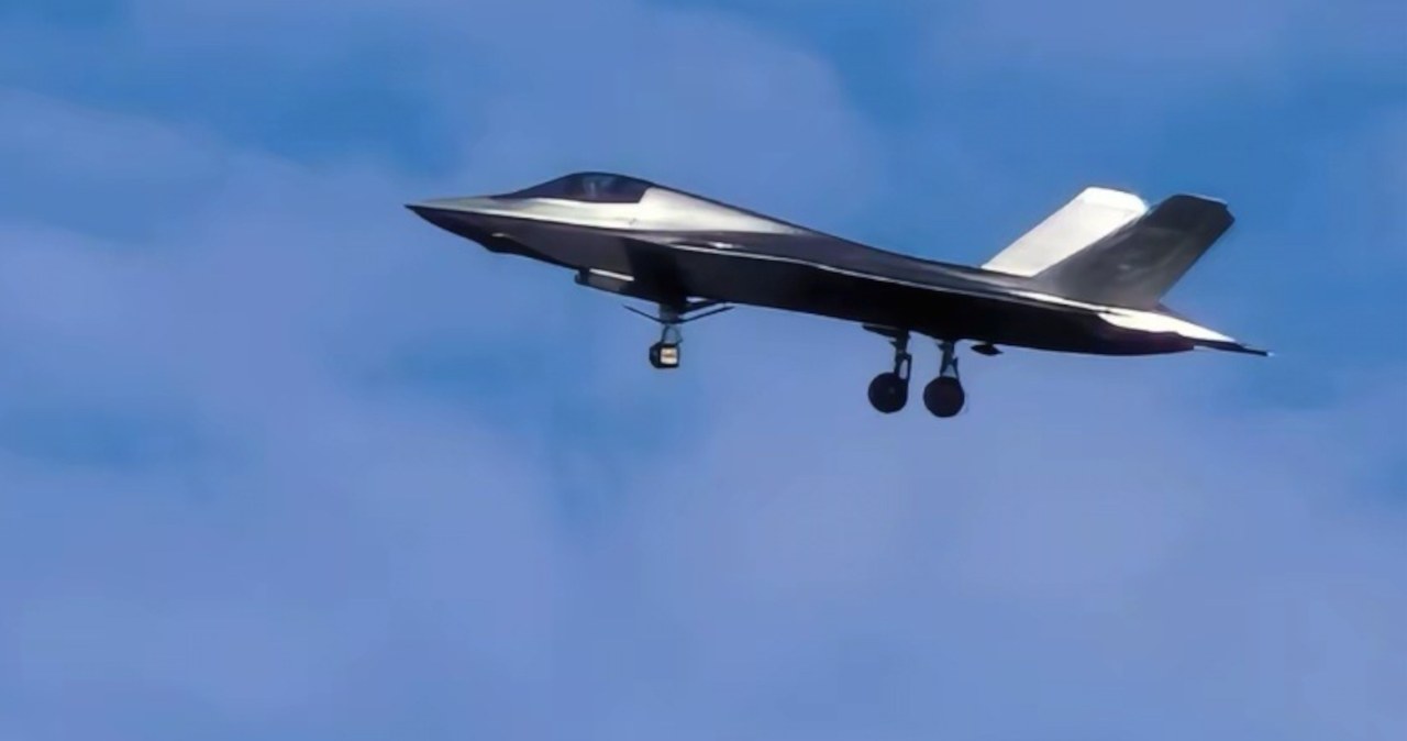 Amerykanie mają powody do obaw? Chiński J-35 upodobnił się do F-35 i F-22
