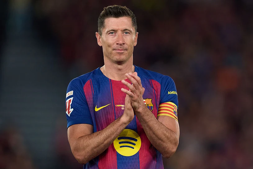 FC Barcelona złożyła życzenia urodzinowe 38-letniemu Lewandowskiemu — obchodzi dziś imieniny