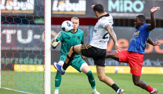 Ponad trzygodzinny mecz Legii w Gliwicach. Gol w 95. minucie gry
