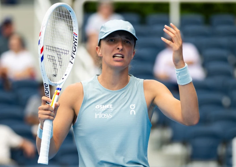 Iga Świątek przegrała z Pegulą, a to nie koniec. WTA ogłasza