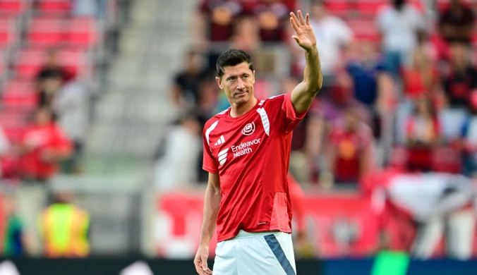 Zespół Lewandowskiego wciąż bez porażki. Wyjątkowe przywitanie Polaka