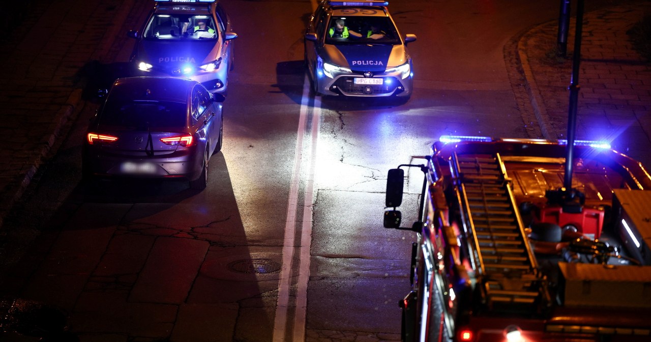 Kraków. Policja wskazała możliwą przyczynę śmiertelnego potrącenia pieszych Kraków. Policja wskazała możliwą przyczynę śmiertelnego potrącenia pieszych