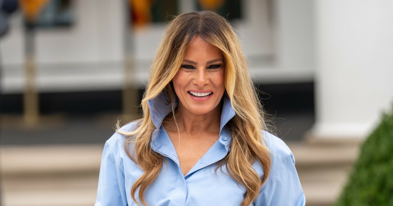 Już nie brąz będzie hitem jesieni. Najmodniejszy kolor nosi Melania Trump