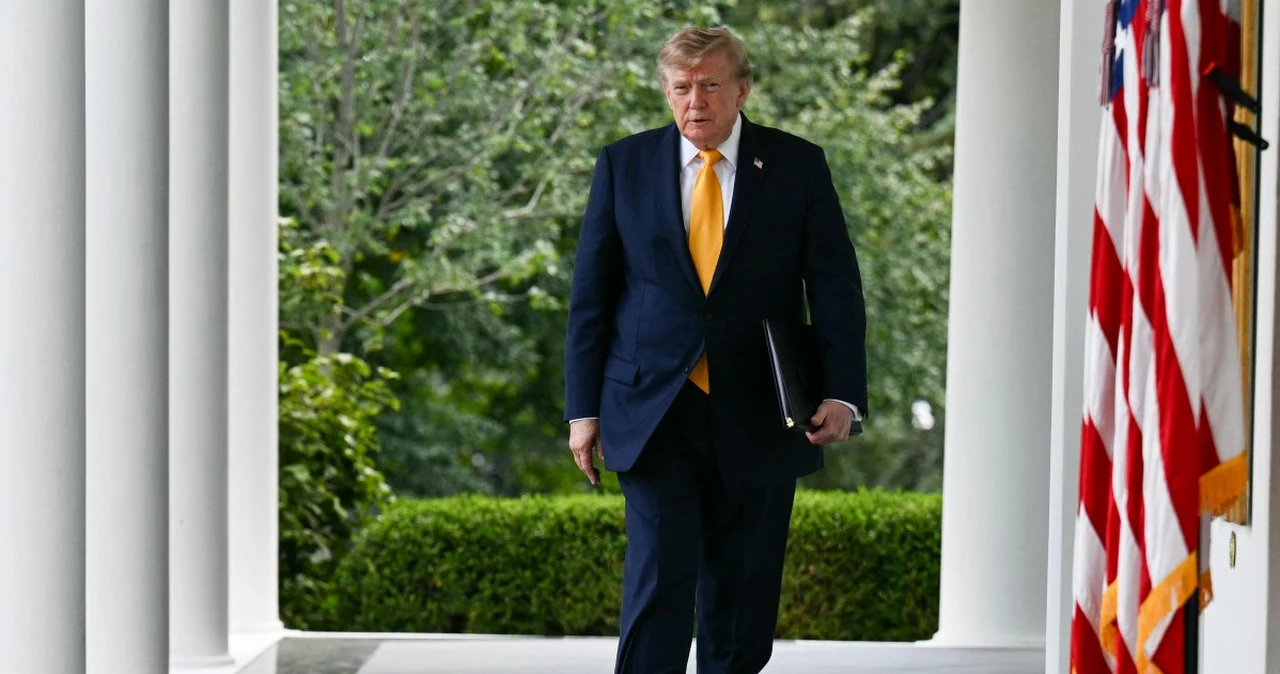 Zdjęcie do aktualności: Amerykanie ocenili swojego prezydenta. Trump z niechlubnym rekordem