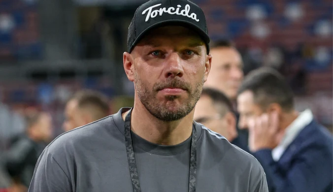 Podolski mocno krytykowany za swój gest. "Nie musiał tego robić"