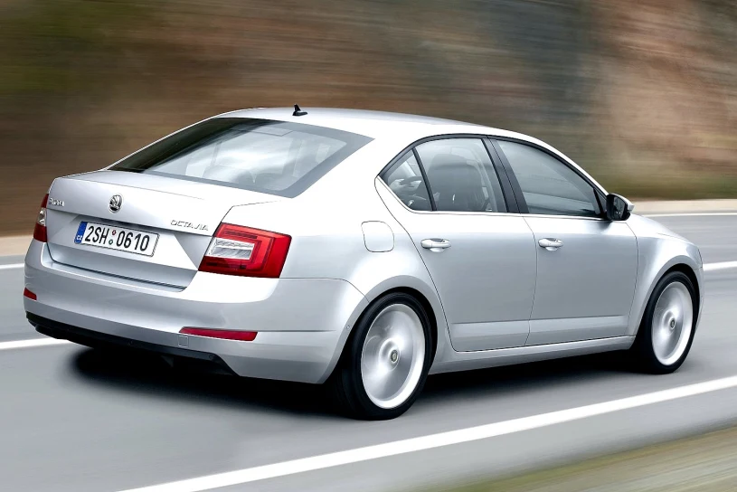 Używany Golf albo Audi A4? Ta Skoda bije je na głowę