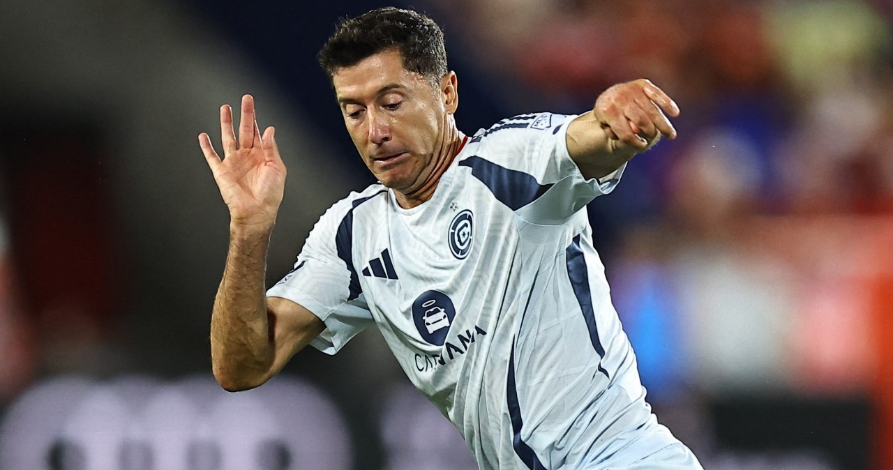 "Lewy" ruszył do starcia gigantów. Koniec kapitalnej passy. Chicago za burtą