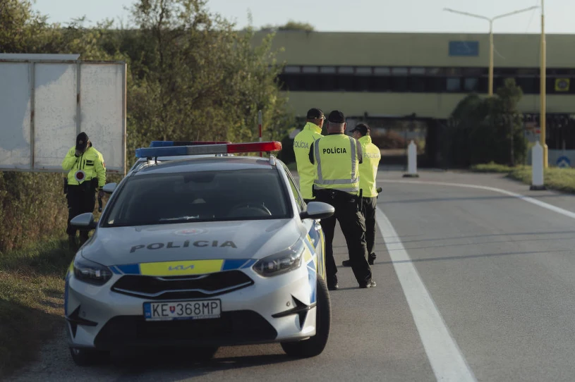 Próba podpalenia fabryki na Słowacji. Ujawniono narodowości podejrzanych