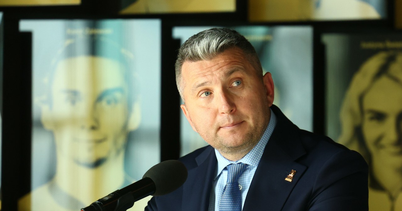 Nowe informacje w sprawie Piesiewicza. Prokuratura zabiera głos