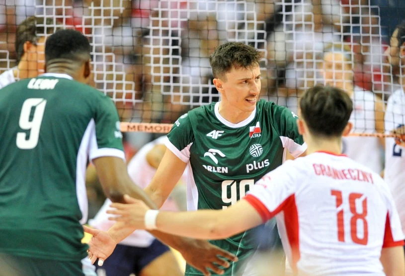 Rewanż z finału Ligi Narodów, 25:15 w drugim secie. Kadra Grbicia ruszyła